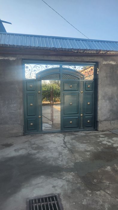 "Уй сотилади."...