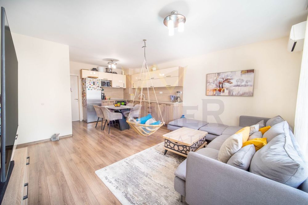 Продава се Четиристаен апартамент в Варна, Възраждане 1 - 108 кв.м за 1806 €/кв.м - Снимка #1