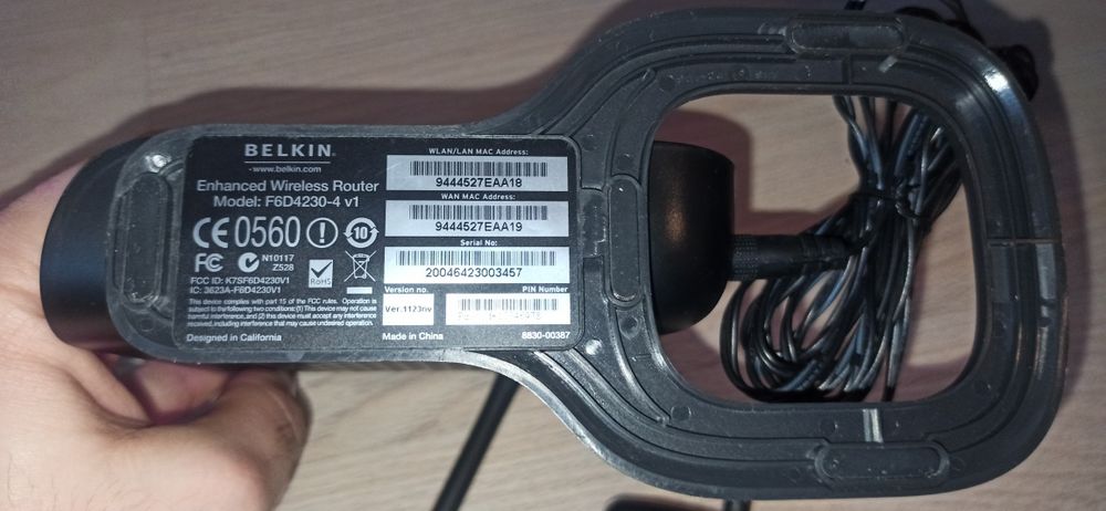 Transport gratuit - Router routere ruter wi-fi wifi TP Link si Belkin