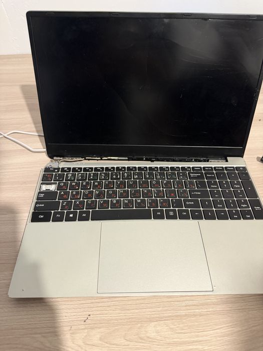 продам ноутбук на запчасти