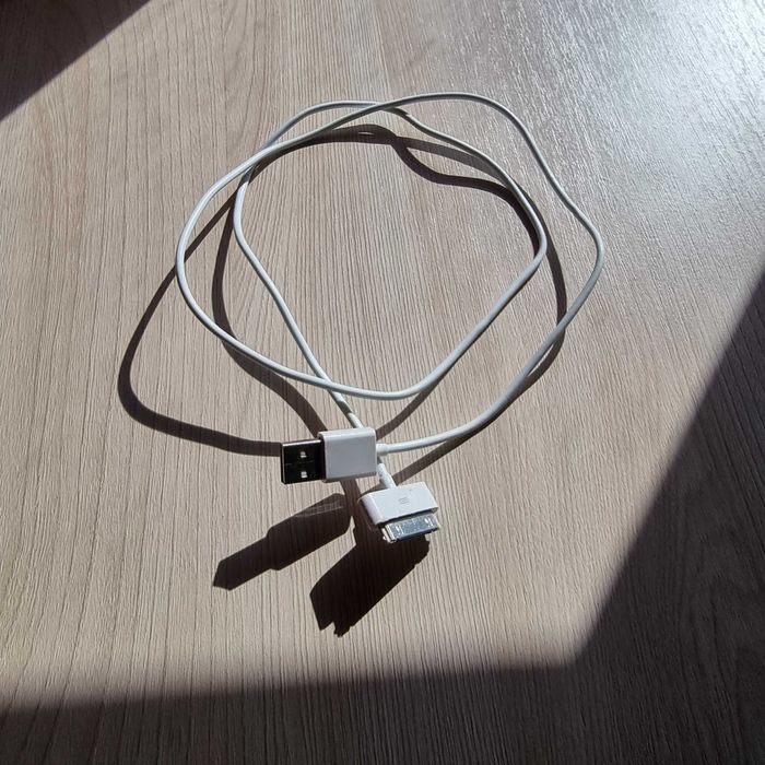 Cablu iPod + iPhone + iPad - mufa 30 pini dock conector