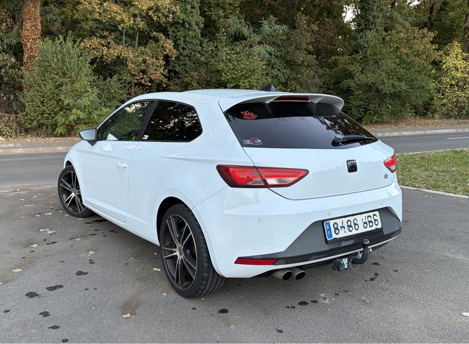 SEAT Leon 2015 — imagine 3