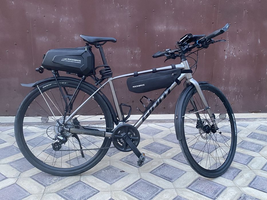 Giant escape 2 M