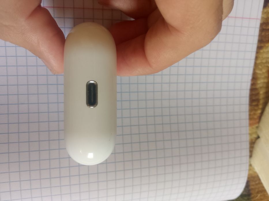 Bluetooth naushnik