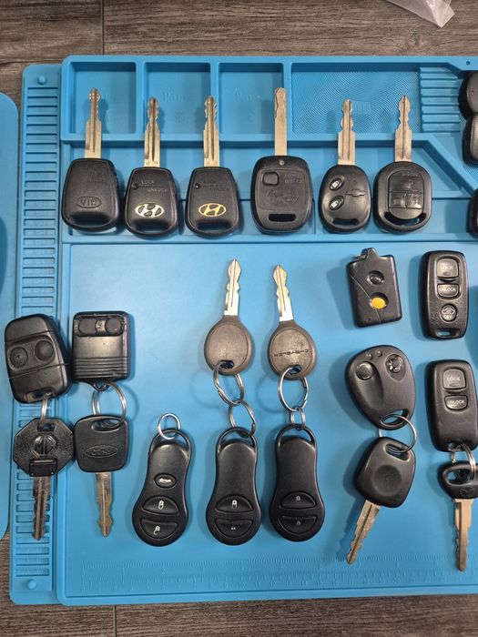 Ключове subaru,hyundai,honda,kia,daewoo,rover,range