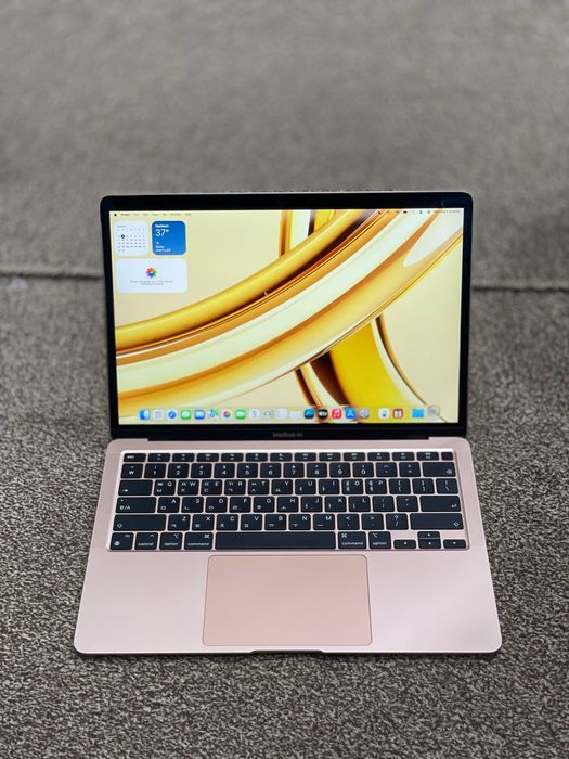 Macbook Air M1 Gold