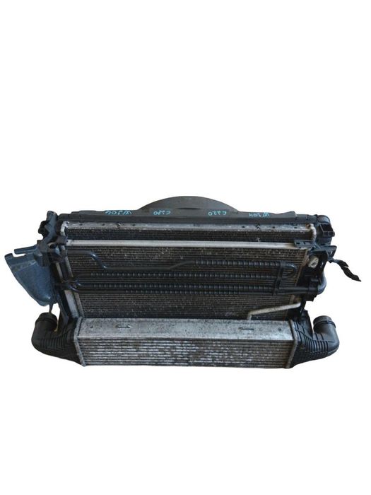 Set Radiatoare Cu Gmv Mercedes C-Class W204 2.2