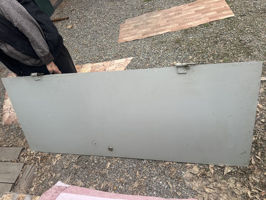 Дверь новая  металлическая