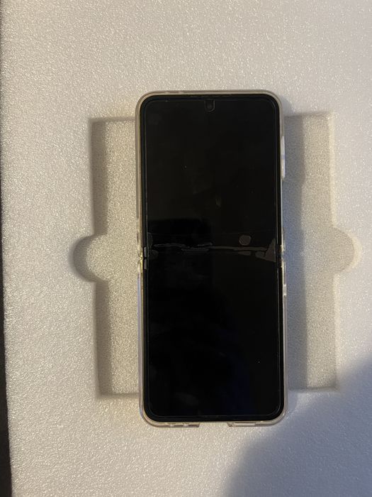 Samsung Zflip 6 + Гаранция