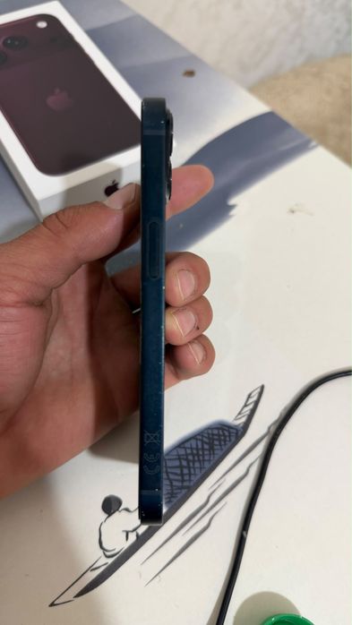 Iphone 13 128гб.