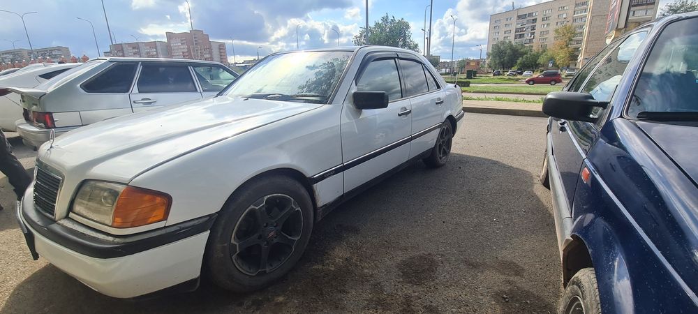 Продам Мерседес С180