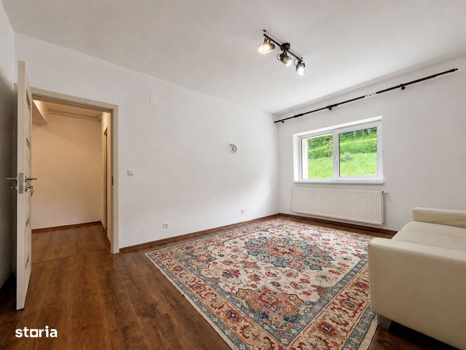 Racadau - Ap 2 camere, decomandat, renovat, priveliste superba!