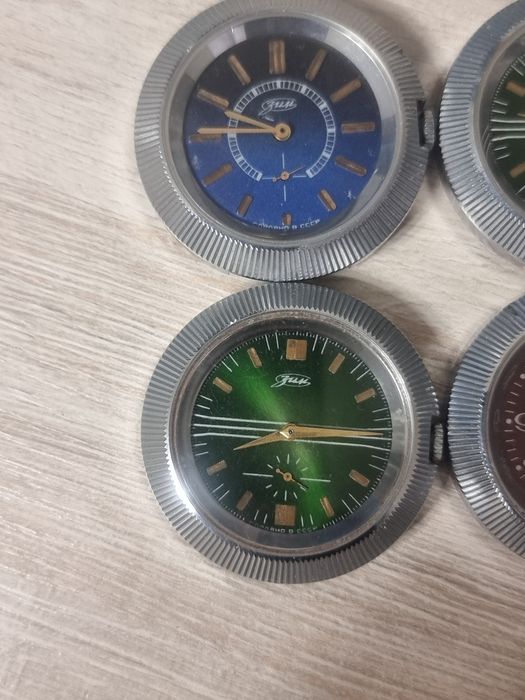 Часы Зим и Победа