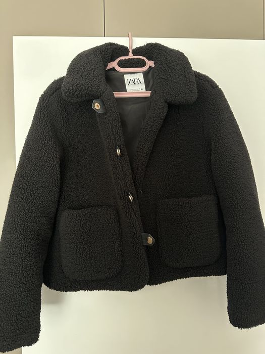 Късо палтенце Zara