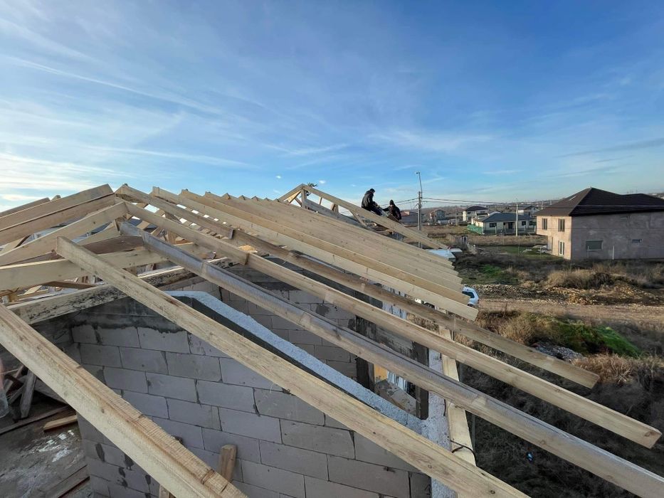 Echipa profesionista montaj acoperisuri dulgherii mansardari Reparatii