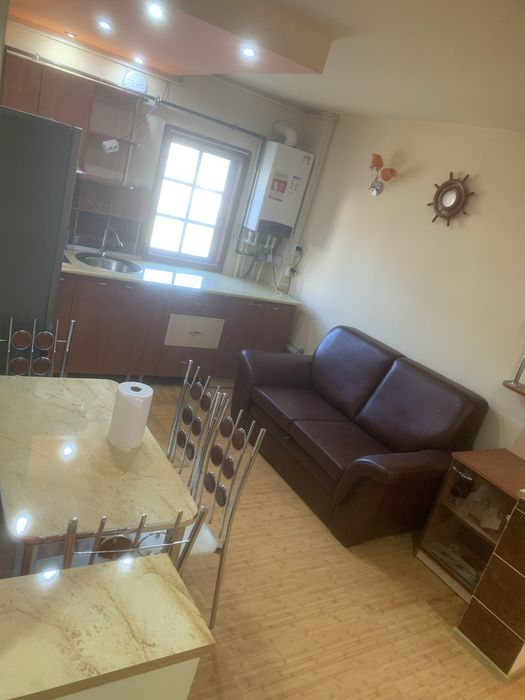 Apartamend de inchiriat orasul tg carbunesti