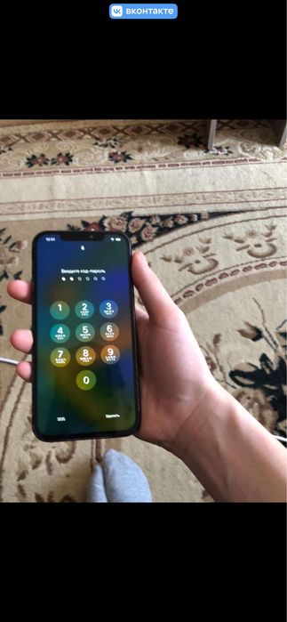 Продам 4 телефона