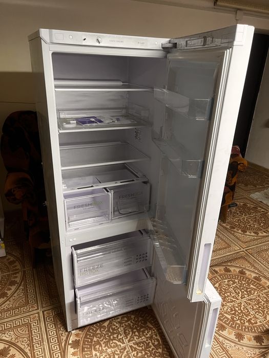 Холодильник бирюса 60л