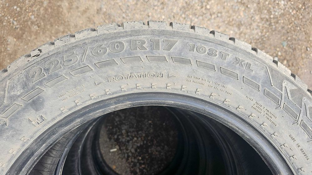 Nokian 225/60/R17 зимние