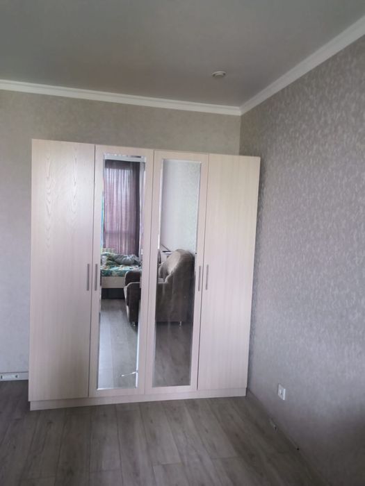 Продам спальный гарнитур ( шкаф + кровать )