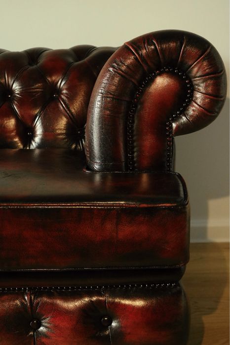 Canapea si fotoliu Chesterfield, piele naturala bison