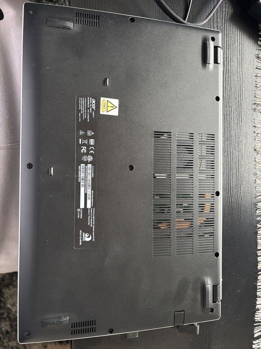 Laptop acer aspire 1