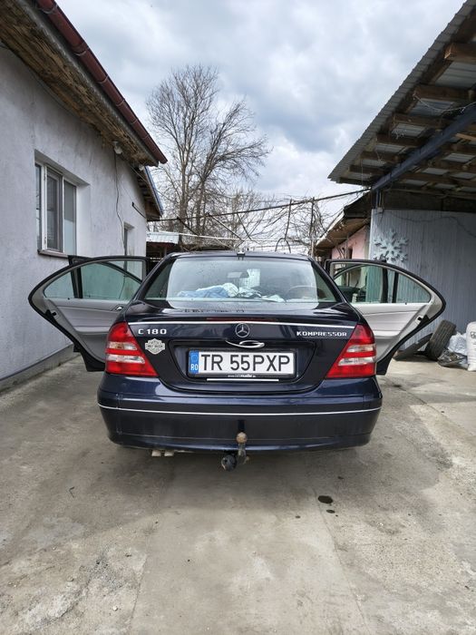 vând Mercedes w203 kompresor