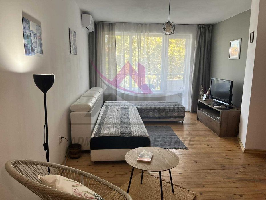 Дава се под наем Двустаен апартамент в Варна, Окръжна болница - 60 кв.м за 300 € - Снимка #1