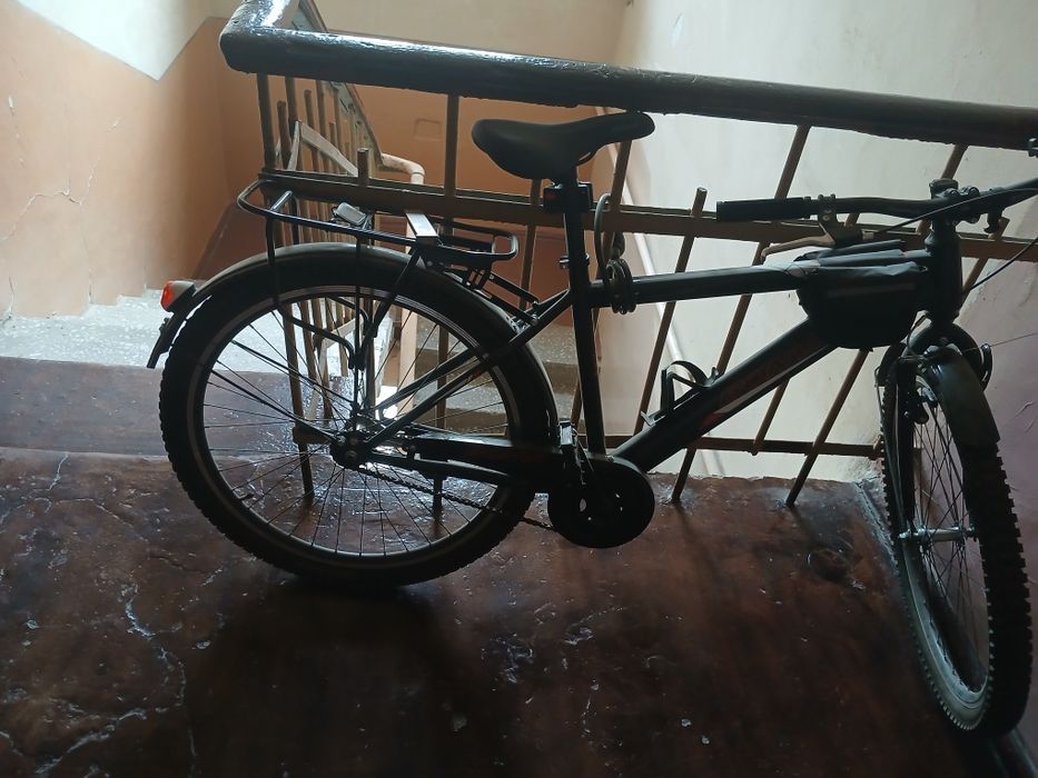 Velosiped hoalti ideal
Hamma joyi 100% ishlydi 
Velik ko'p haydalmagan