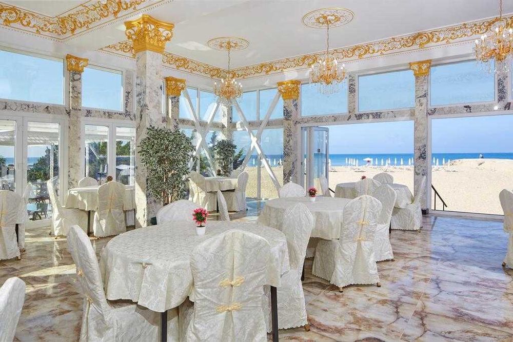 Продава се Тристаен апартамент в к.к. Слънчев бряг - 82 кв.м за 879 €/кв.м - Снимка #15