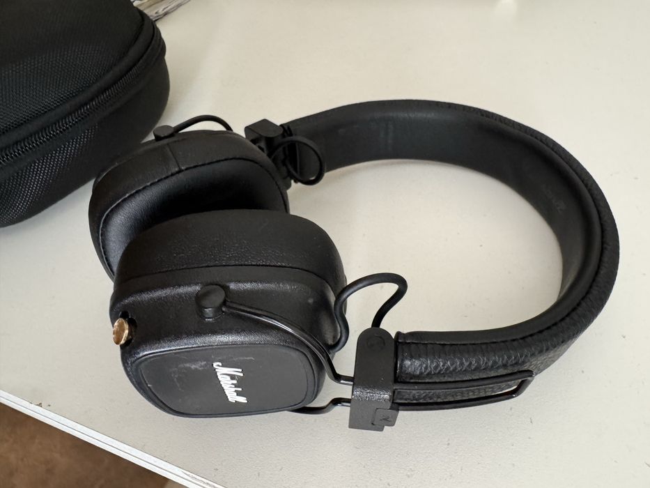 Наушники Marshall lV