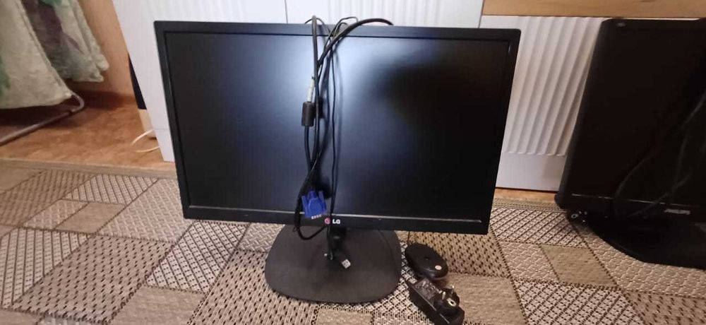 Монитор LG 2M 35 A