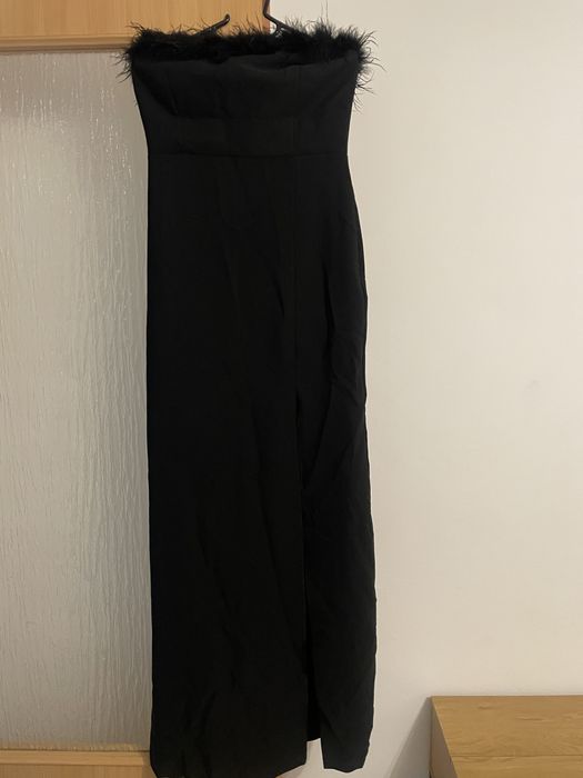 Vand rochie  culoare neagra noua matimea M
