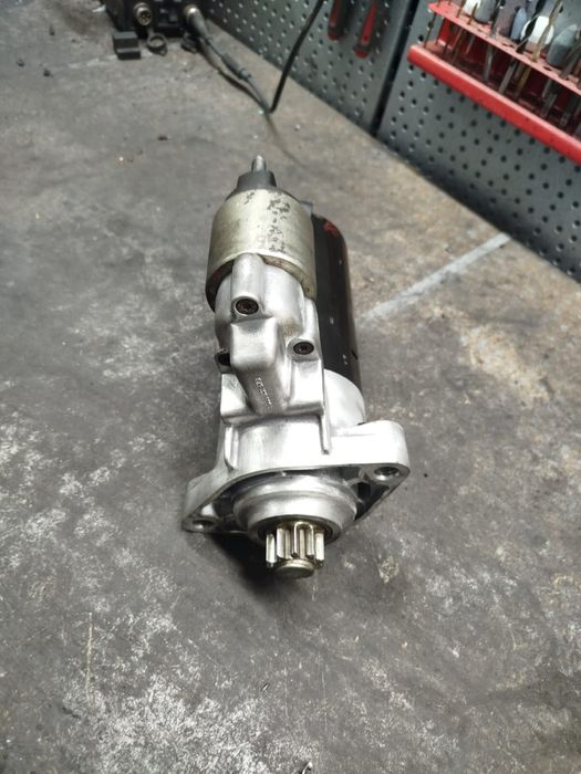 Продам стартер Porsche Cayenne