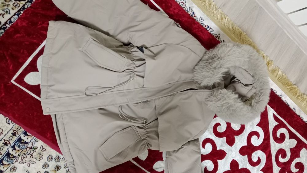 Продам женский куртка 44-48р