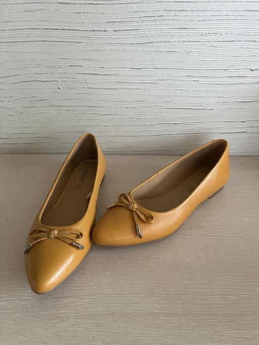 Нови обувки от естествена кожа.Номер -39