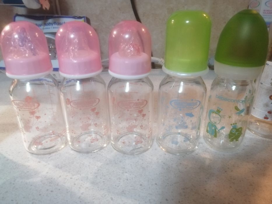Нови Бебешки аксесоари-шишета Камера, биберони, лъжички