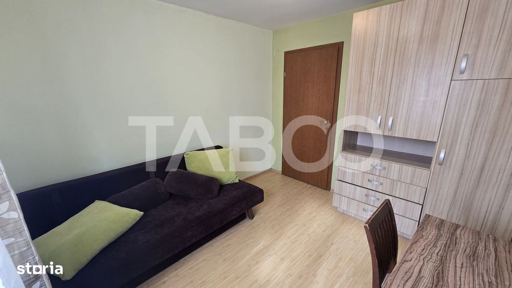Apartament de vanzare 70mp 3 camere balcon in zona Rahovei Sibiu