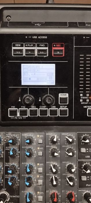 Продам Микшер Yamaha