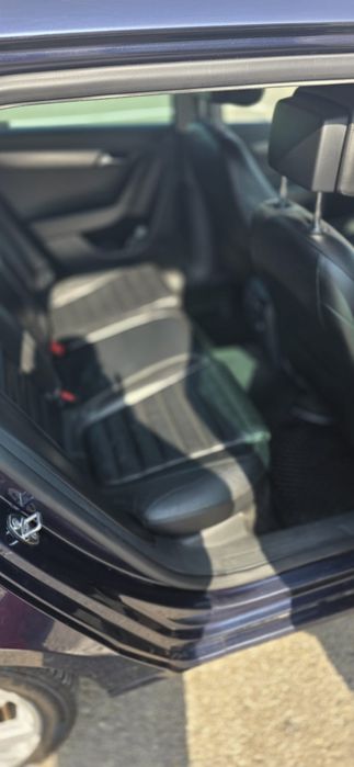 Volkswagen Passat B7 Highline 2.0 TDI DSG 4Motion – 2011