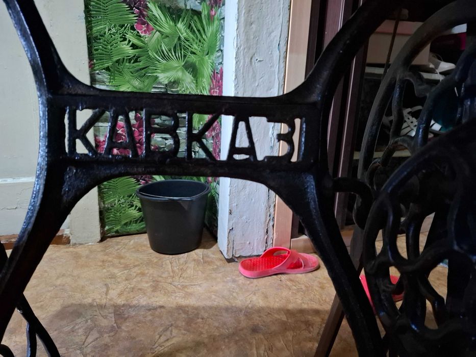 Швейная машинка ПМЗ "Кавказ"