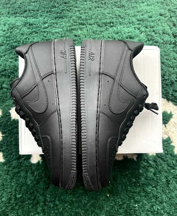 Nike Air Force 1 Black (36-47)