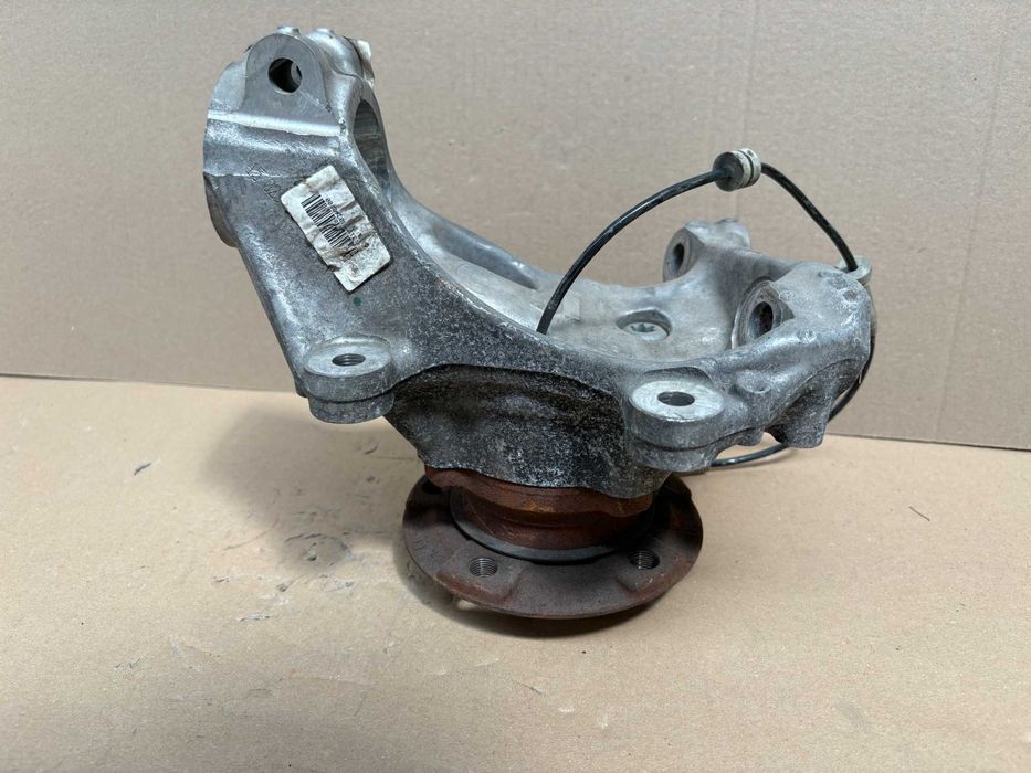 Преден Ляв Шенкел С Лагер За БМВ 1 Ф20 Ф21 2 Ф22 Ф23 BMW 1er F20 F21 2er F22 F23