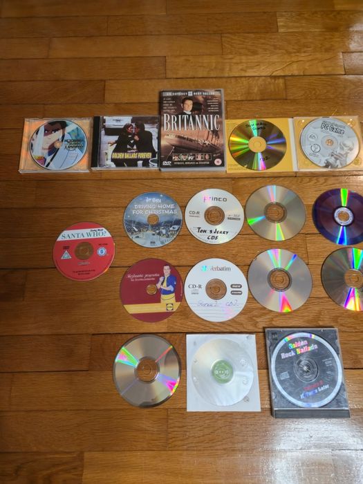 Дискове с филми, музика и игри