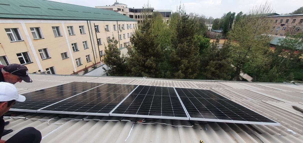 quyosh paneli urnatib berish xizmati.