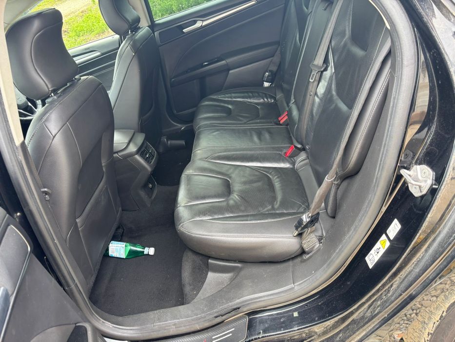 Vând haion ford mondeo mk5 sedan 20 hibrid