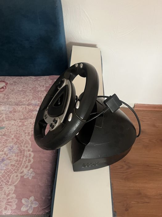 Руль с педалом для игры