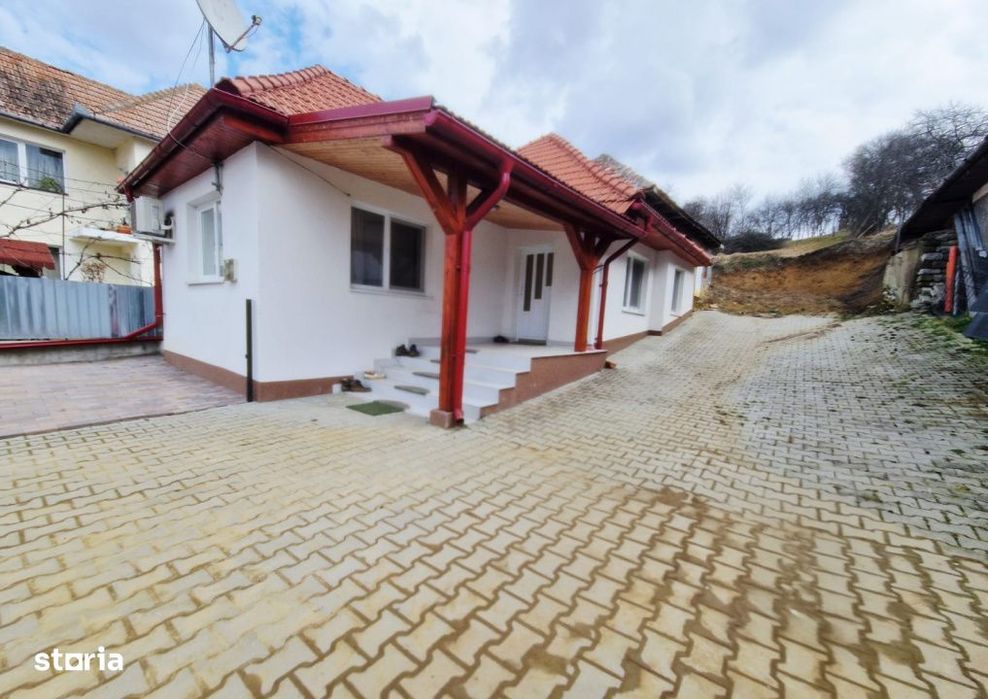 Casa la tara, la 30 min de Cluj – renovata, livada pe rod si teren 1