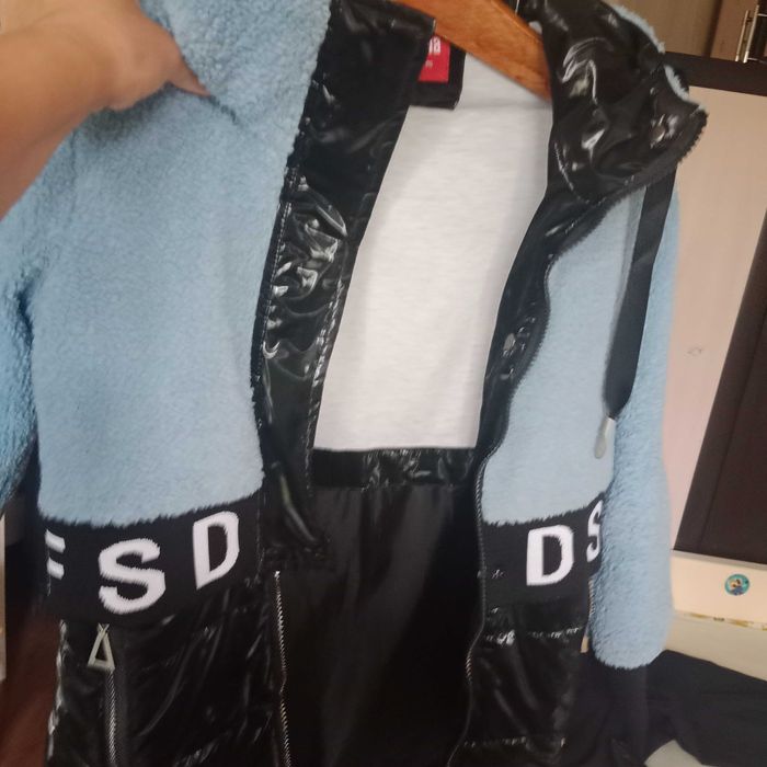 Куртка классная 4-5 лет