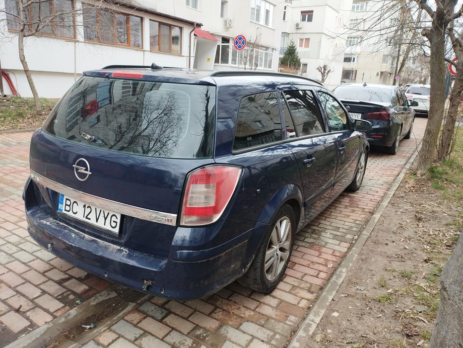 Vând Opel Astra h